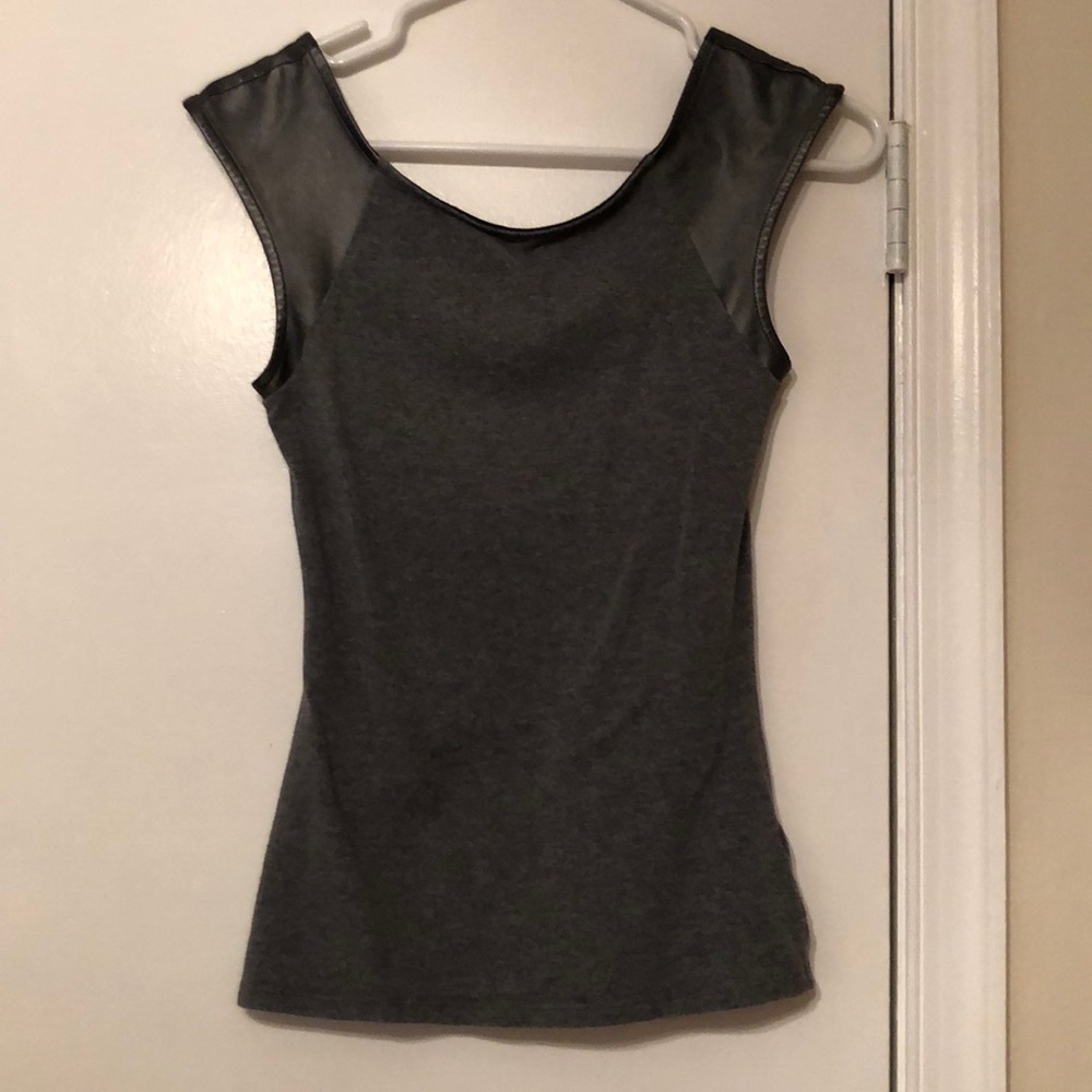 Cap Sleeve Express top